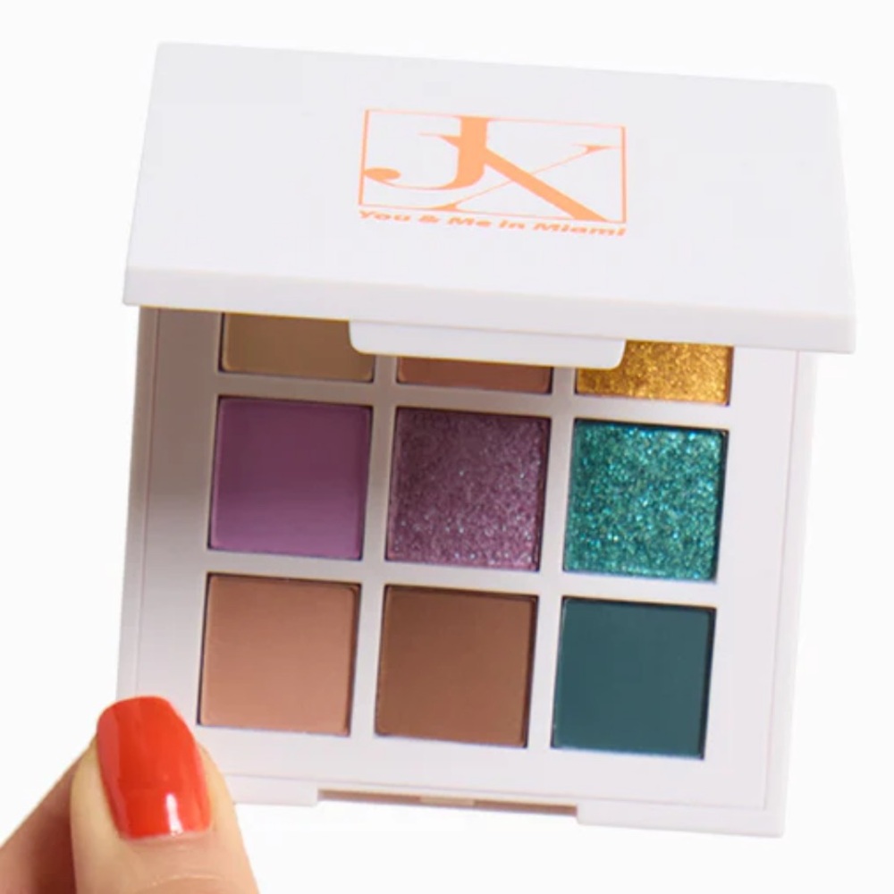JUST XIMENA Eye Shadow Palette 9 Shades Matte & Glitter Shimmer